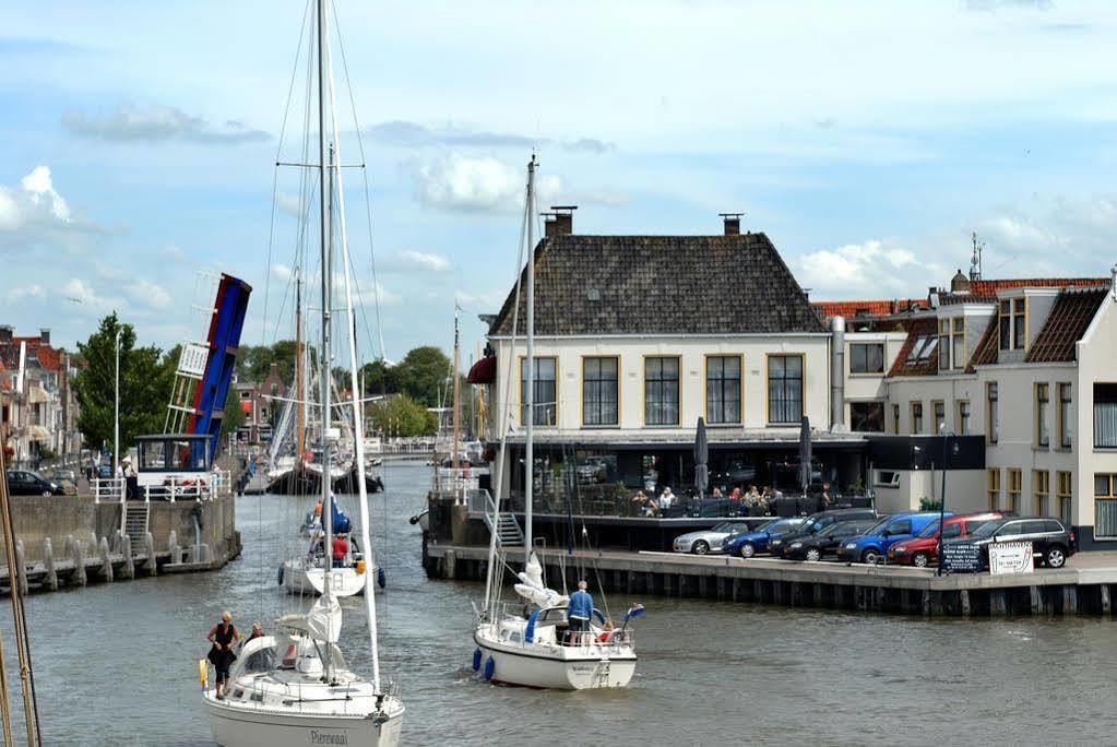 Hotel Zeezicht Harlingen Esterno foto